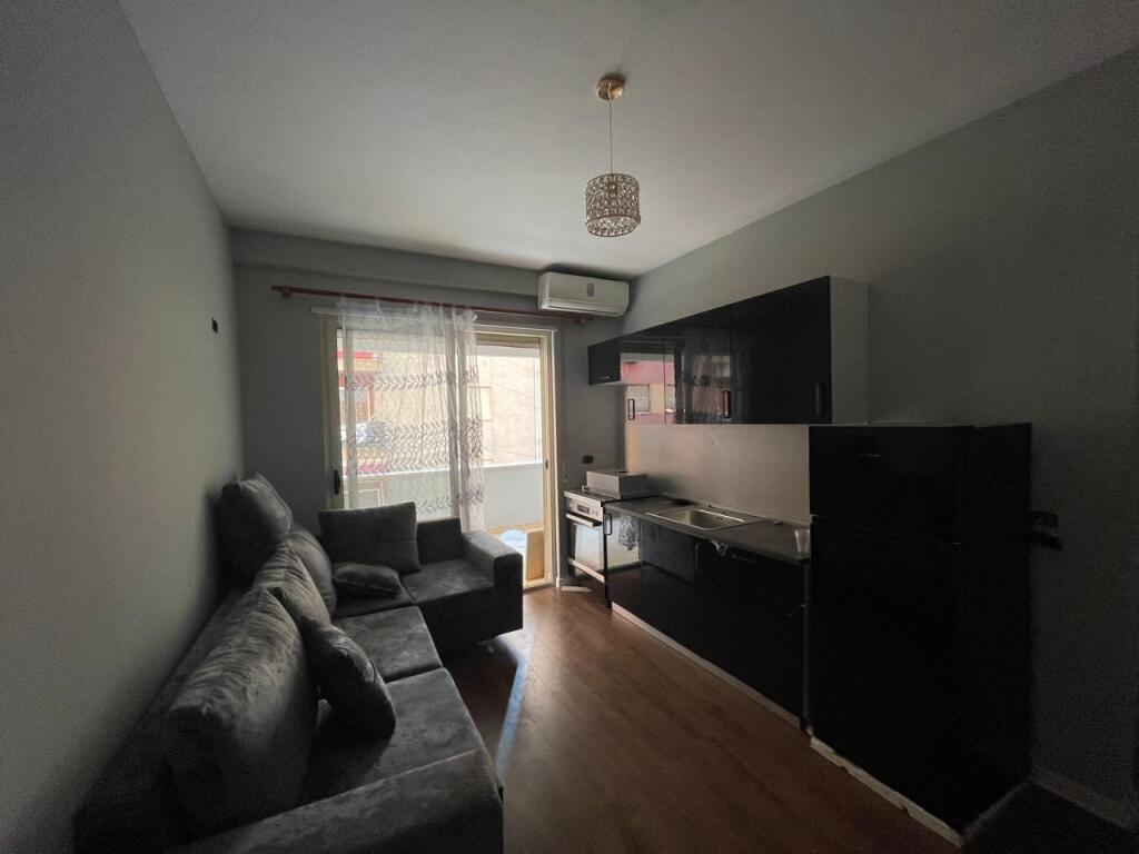 APARTAMENT 1+1 ME QIRA, NE ASTIR