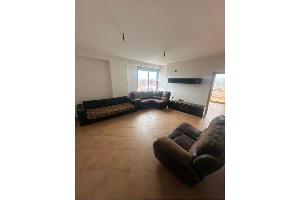 Apartament 2+1 për shitje në Kamez!