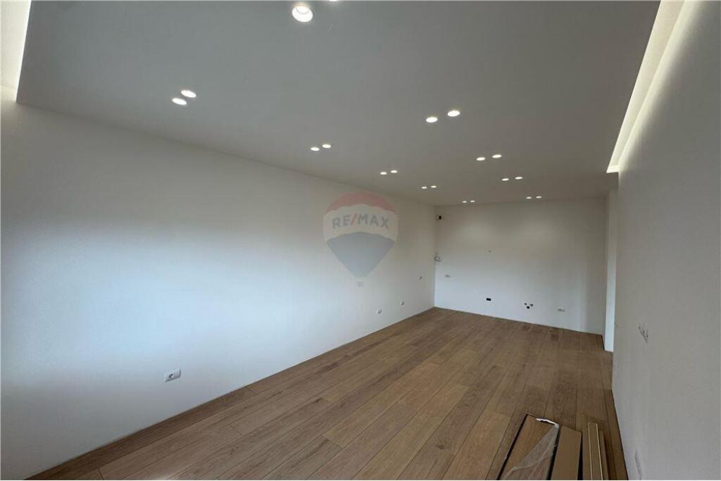 2+1 apartment for offices, at Tirana Golden Park