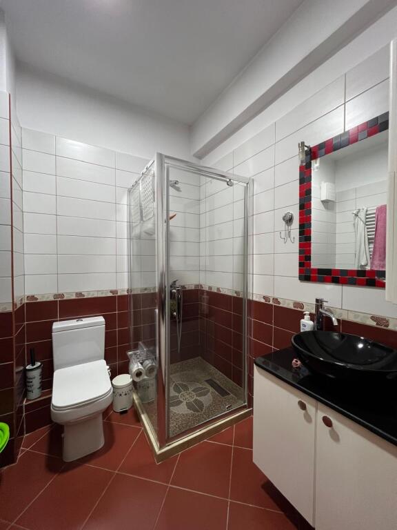 Apartament 2+1 me qira ne Astir