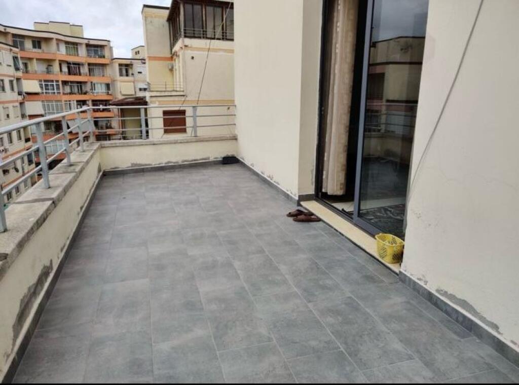 Appartamento in Affitto 1+1+1 Balcone