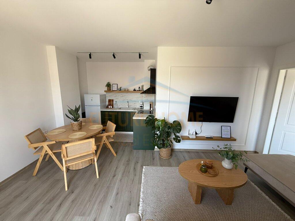 Affitto, Appartamento 1+1, Shën Maria, Korçë.