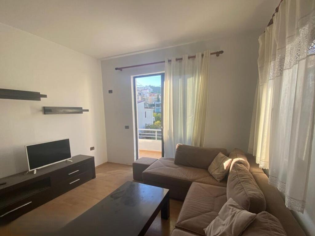 APARTAMENT 1+1 PER SHITJE NE SELITE!