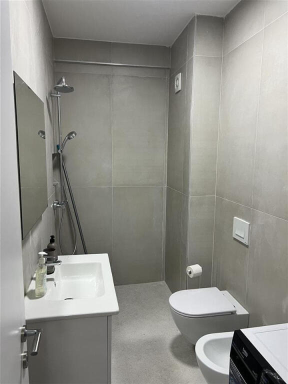 Appartamento in Affitto 1+1 presso Univers City (ID B2101117) Tirana.