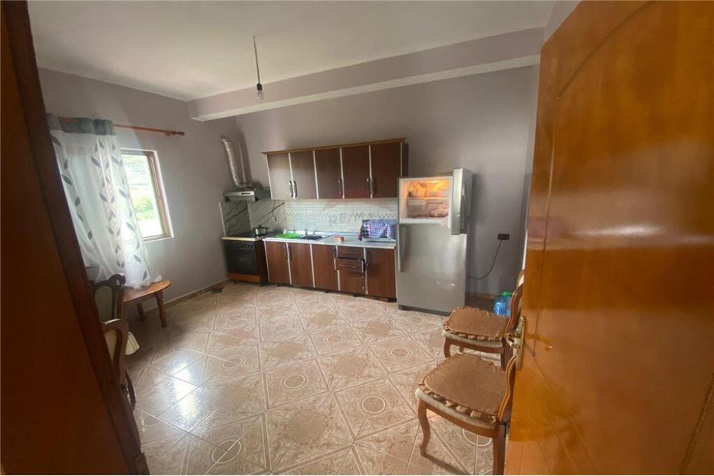 House for rent in Mezez!