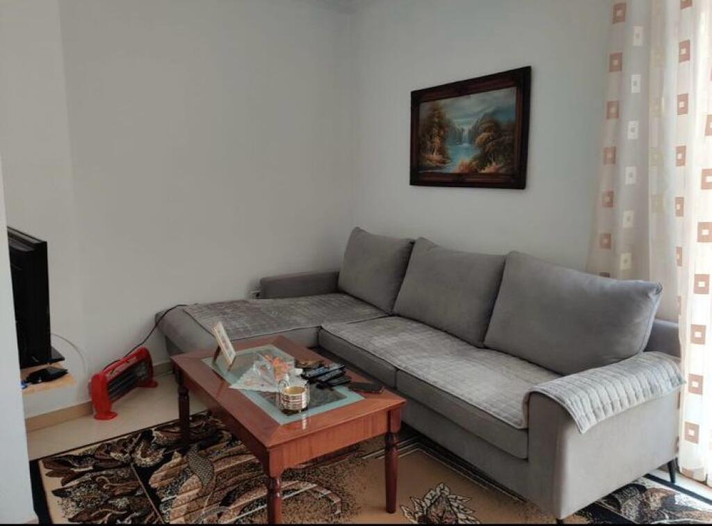 Appartamento in Affitto 1+1+1 Balcone