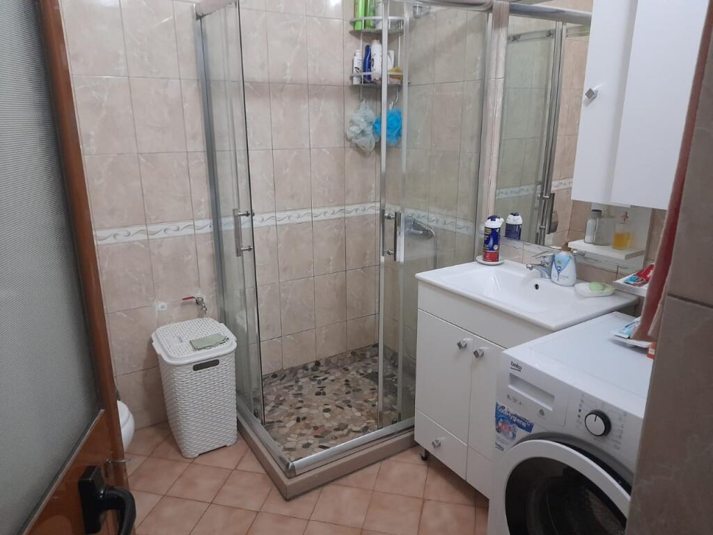 For sale 2+1 apartment in Lungomare Vlore