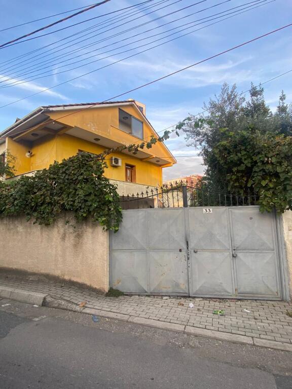 Villa for sale!