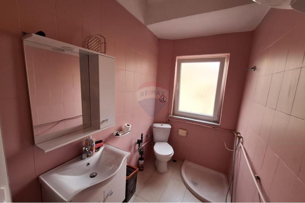 Space for Rent on Kavaja Street