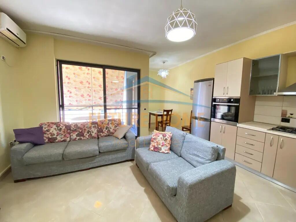 For sale, Apartment 2+1, Unaza e Re