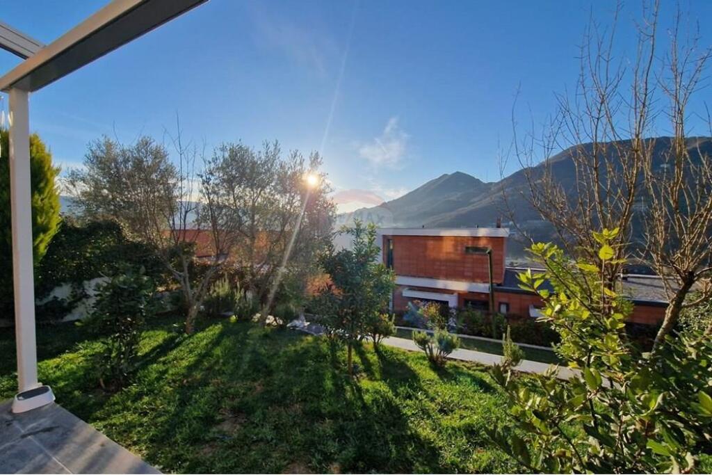 3-story villa for sale near TEG!