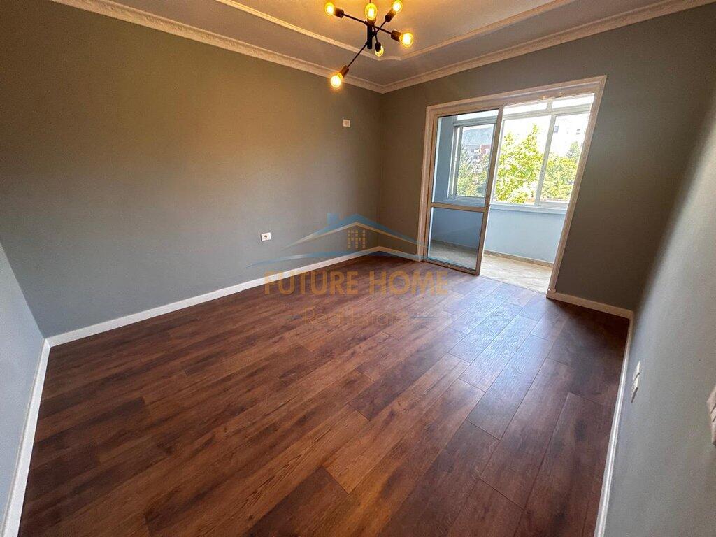 For sale, Apartment 1+1, Elbasan Street, Tirana