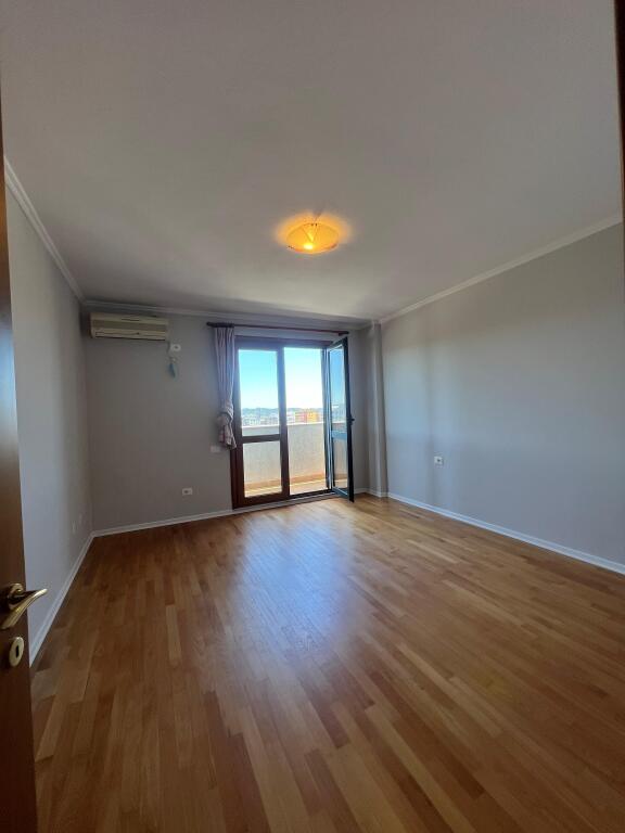 For sale 2+1 apartment, Porcelan