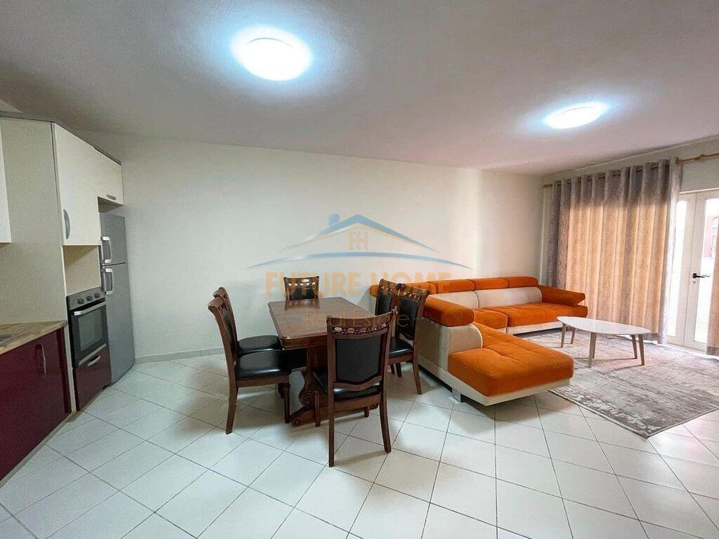 Qera, Apartament 2+1+2, Unaza e Re, Tiranë.