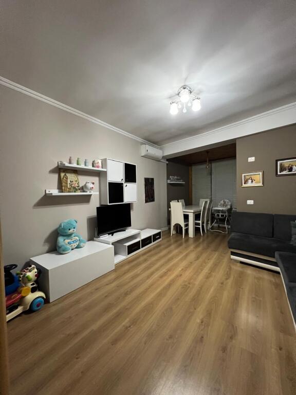 Apartament 2+1 me qira ne Astir