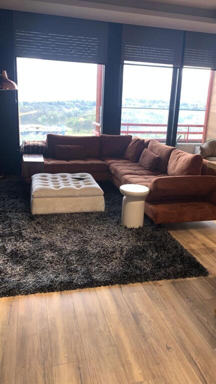 1+1 wardrobe dry lake,