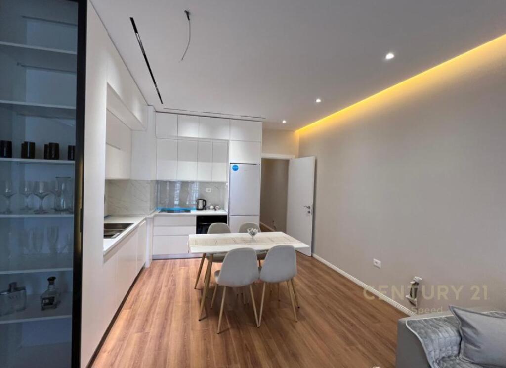 ✨ APARTAMENT 2+1+2 ME QIRA – KOMPLEKSI ARLIS, FARMACIA 10