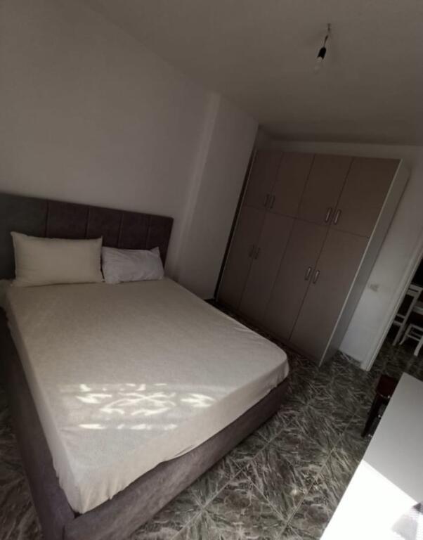 Apartament Me Qera 2+1+2 Ballkone