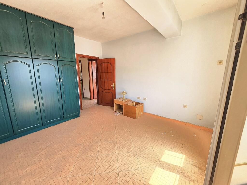 SHITET Apartament 2 +1/zona: Pogradec_ Pranë VALUTËS