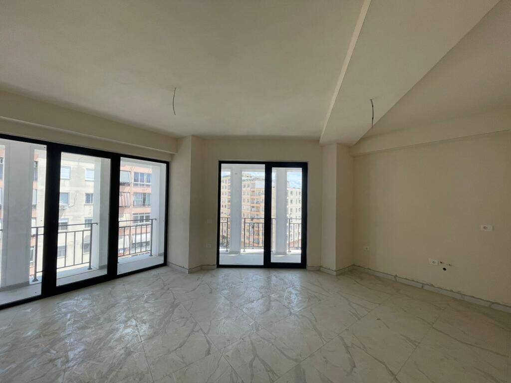 Apartament 2+1 për shitje në Astir