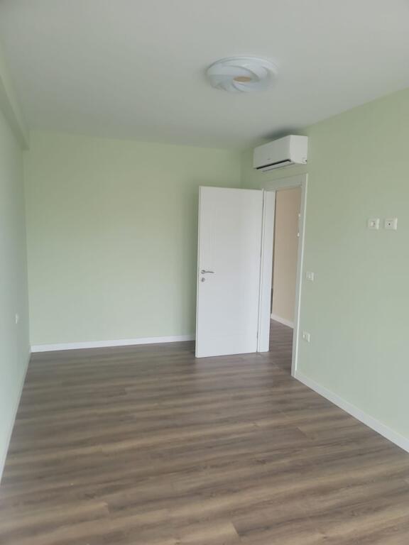 Apartament për shitje 2+1