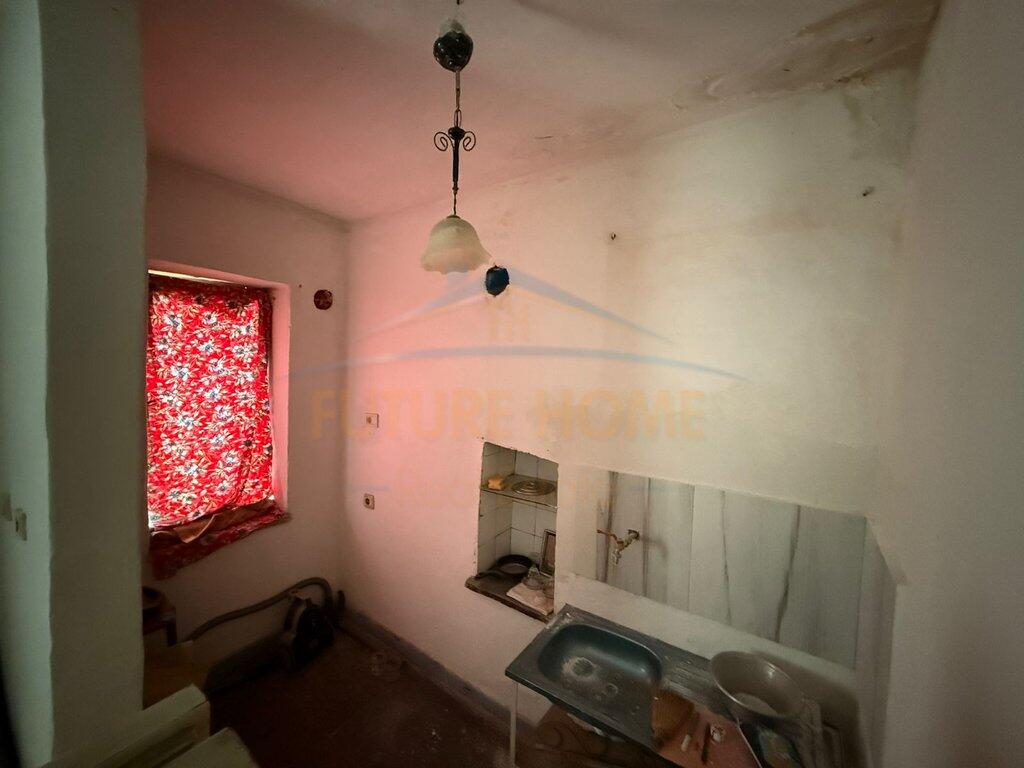For sale, Apartment 2+1, Neighborhood 15, Korçë