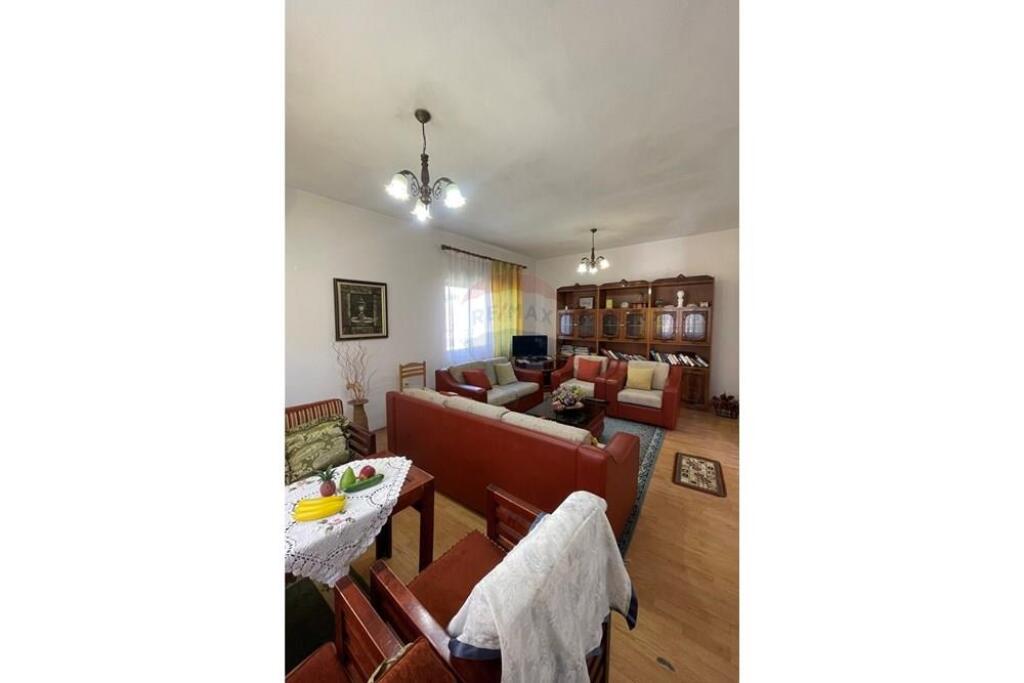 2+1+2 apartment for rent at Foreign Languages