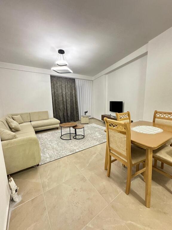 APARTAMENT ME QERA 1+1 ASTIR