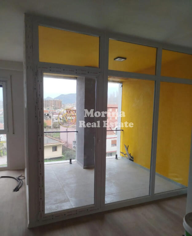 Business space for rent, Boulevard I ri