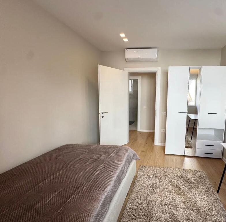 Apartament 2+1 per shitje tek Liqeni i thate