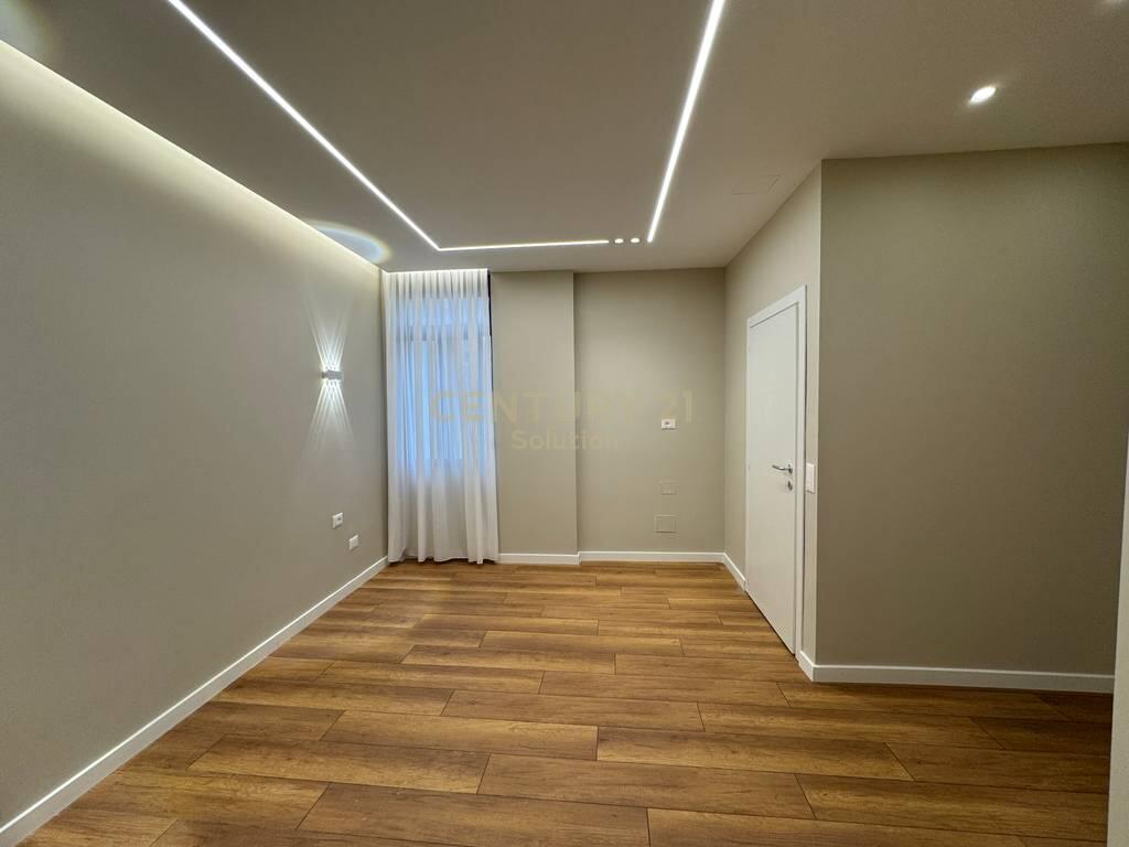 VENDITA APPARTAMENTO 1+1 VICINO ALLA STRADA DI KAVAJA!