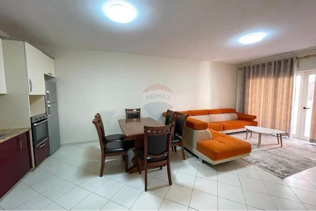 Apartament 2+1 për qira në Astir