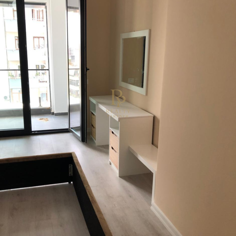 Jepet me Qira | Apartament 1+1 Square 21 (Rruga e Kavajës)