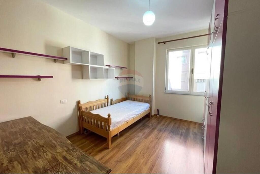Apartament 2+1 për qira në Astir