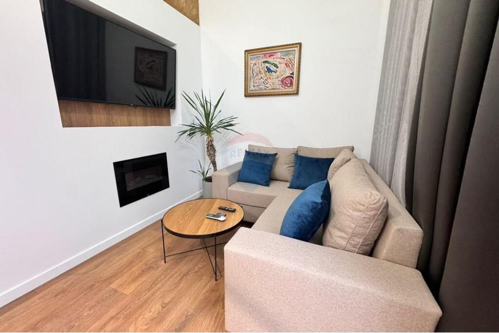 FOR SALE APARTMENT DRY LAKE!
