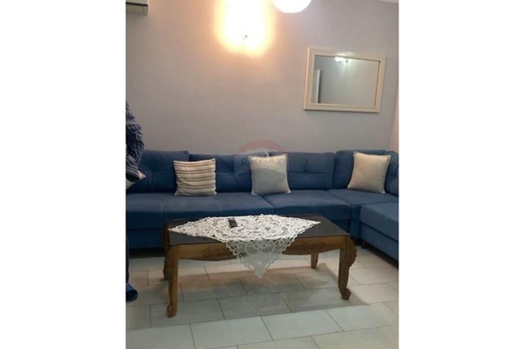 Apartament 1+1 me qera tek ish Restorant Durresi