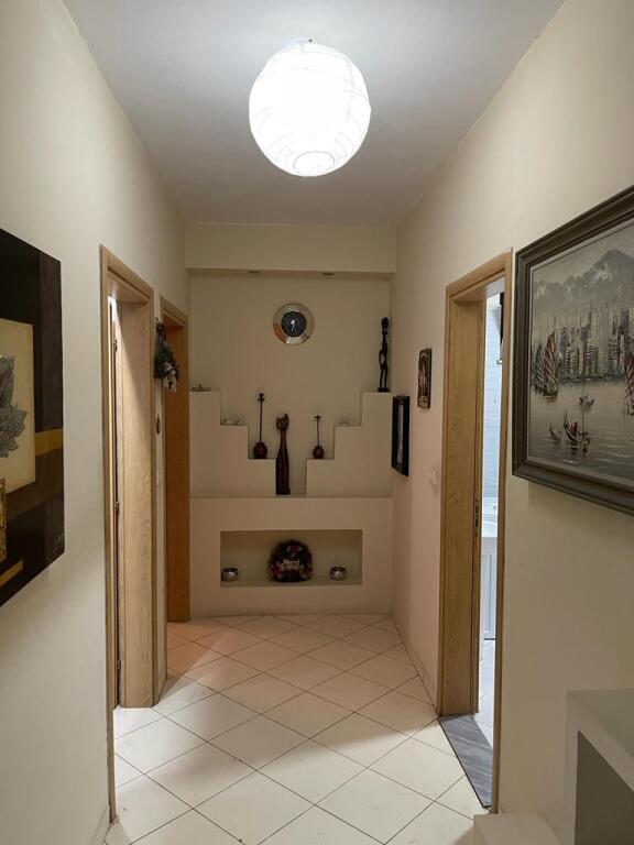 Apartament 2+1 me qira ne Astir