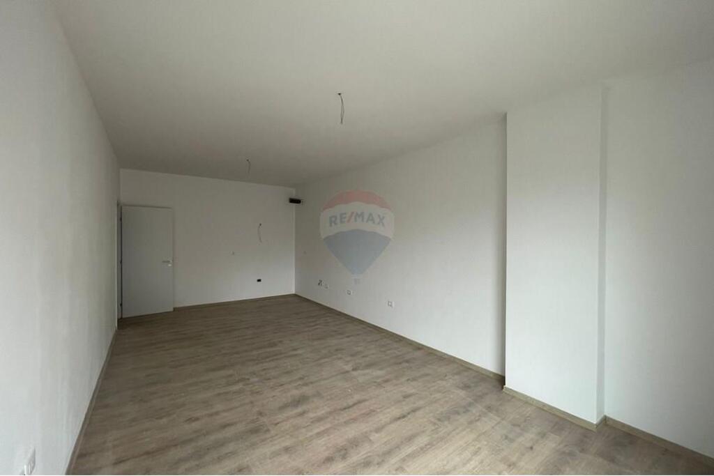 Apartament i perfunduar ne Paskuqan