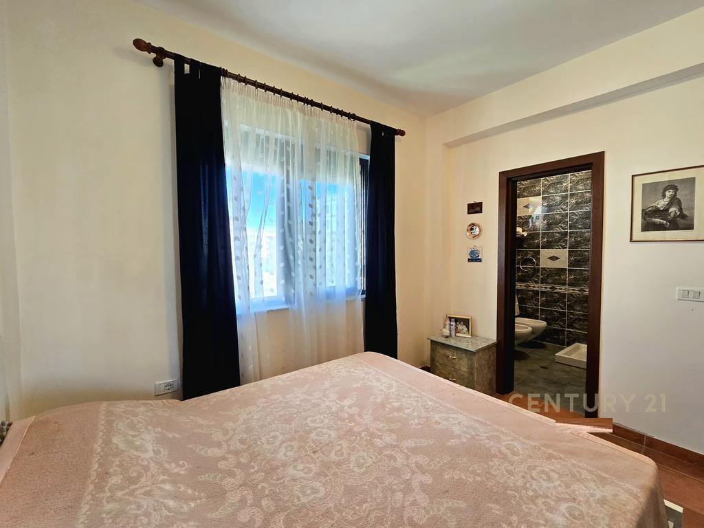 For Sale Apartment 3+1+2+Garage in Golem!