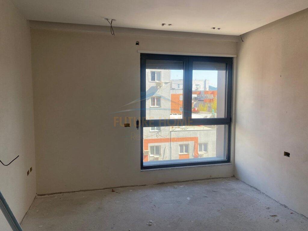 For sale, Apartment 2+1+2+Parking Space, Jordan Misja, Tirana.