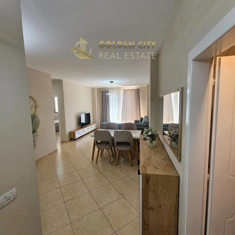 🏖️ APPARTAMENTO LUSSUOSO 2+1+2 IN SPIAGGIA – COMPLESSO “EKA”, DURAZZO 🏡 📍 Posizione: Complesso EKA, Spiaggia, Durazzo