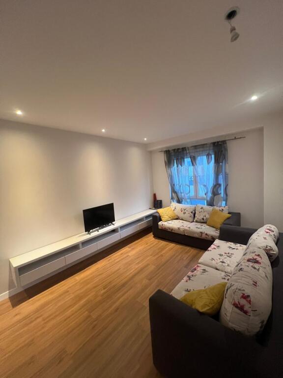Apartment 2+1 Complex Magnet (21Shi)
