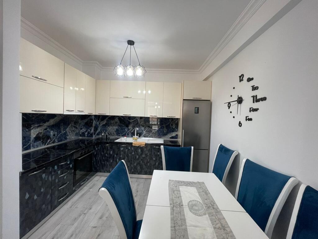 Apartament 2+1 për qira në Astir