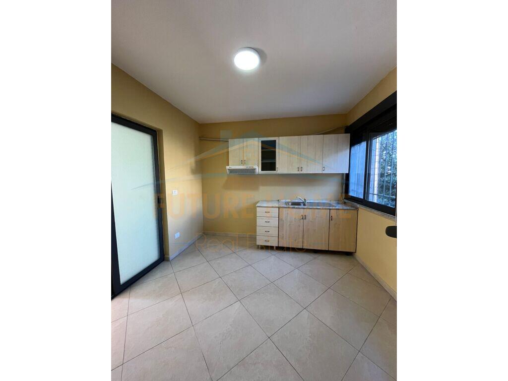 Rent, Apartment 2+1+2, Center