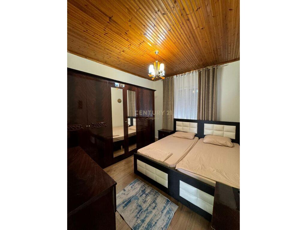 Apartment 1+1 for rent in Shallvaret.