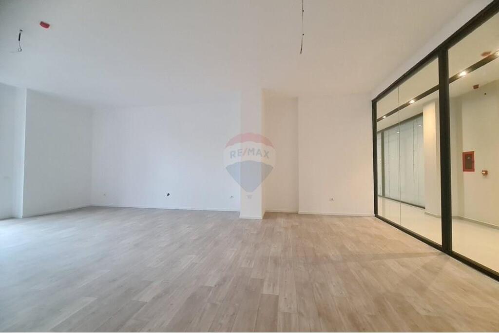 Office for rent at Tirana Garden Building!