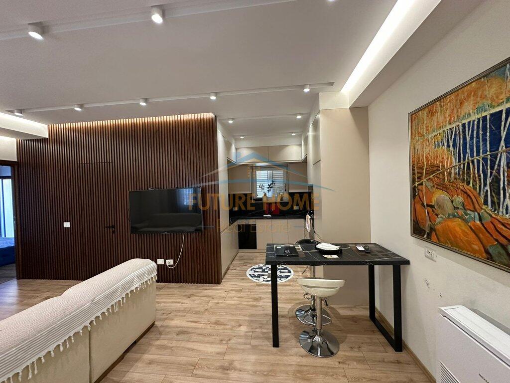 Rent, Apartment 2+1+2+Parking Space, Bardhyl Street, Tirana