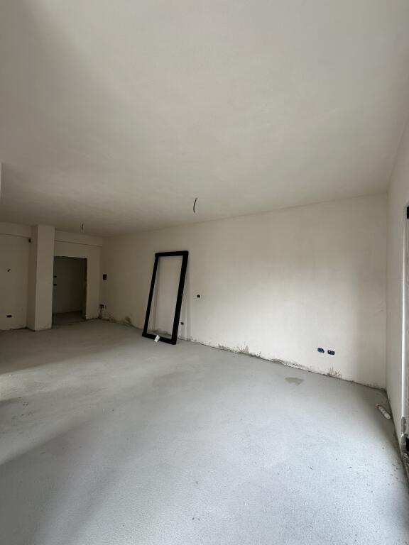 For sale apartment 1+1 in Golem