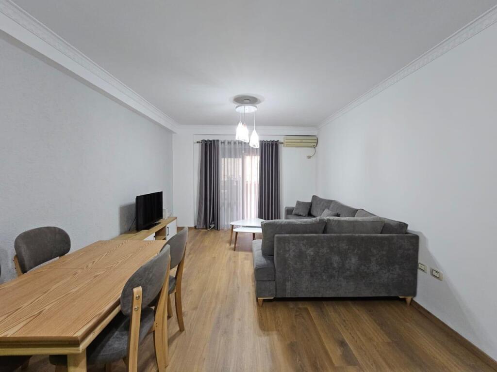 Apartment 1+1 for rent at 21 December, Frosina Plaku street