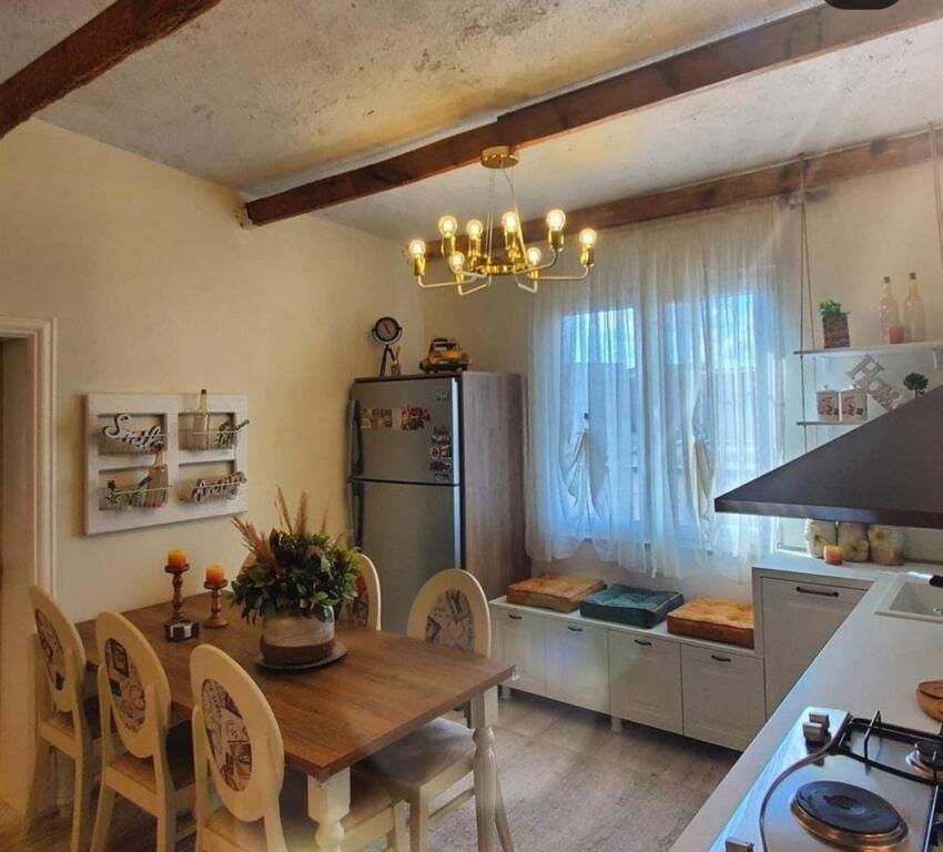 For sale super apartment 2+1+2 at the Train Station, Siri Kodra street